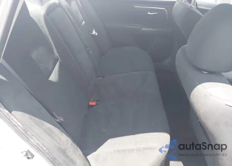 2015 Nissan Altima 2.5 S из США, поврежденный, VIN 1N4AL3AP2FC198764